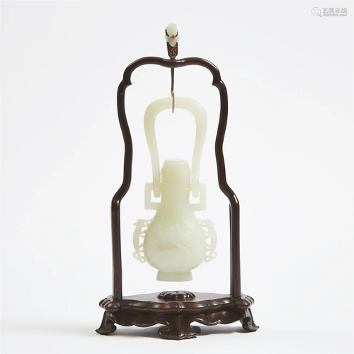 A White Jade Hanging Vase and Cover, 18th/19th Century, 清 十