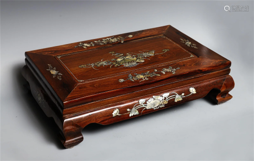 A CHINESE HARDWOOD INLAID MOTHER OF PEARL FLOWERS FOOT BED