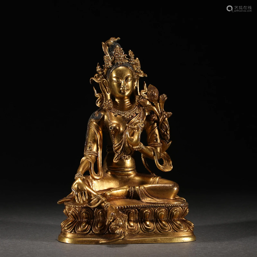 A CHINESE GILT BRONZE FIGURE OF BUDDHA STATUE