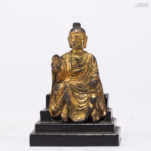 A CHINESE GILT BRONZE FIGURE OF BUDDHA STATUE