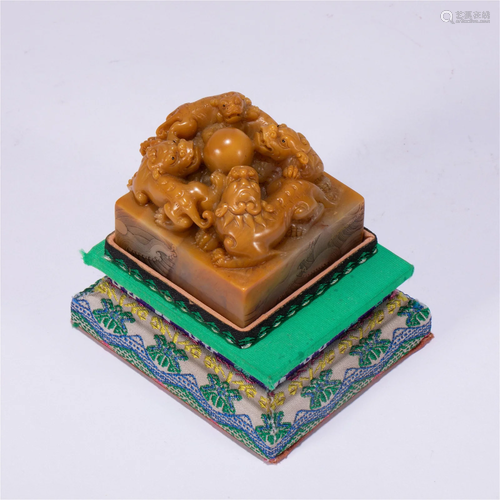 A CHINESE SOAPSTONE SEAL