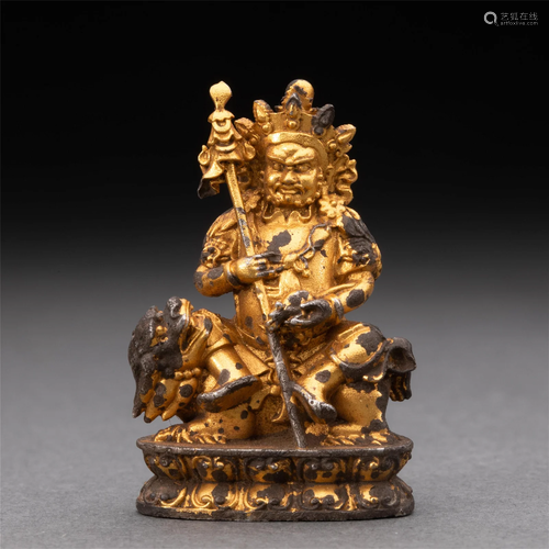 A CHINESE GILT BRONZE FIGURE OF BUDDHA STATUE