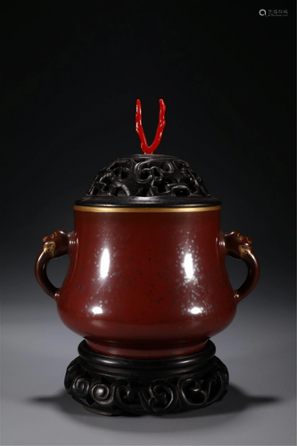 A CHINESE RED GLAZE PORCELAIN LIDDED CENSER