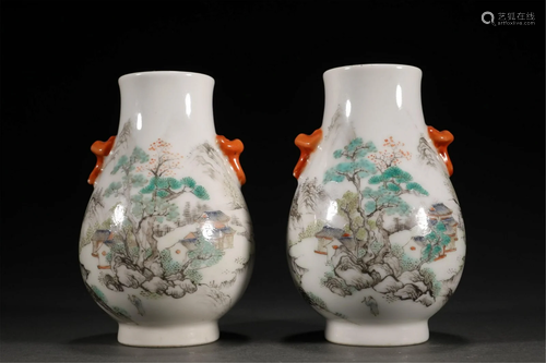 A PAIR OF CHINESE PORCELAIN VIEWS VASES