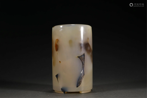 A CHINESE AGATE BRUSH POT