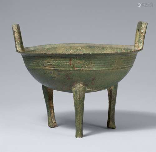 A ting-type bronze vessel, Han dynasty