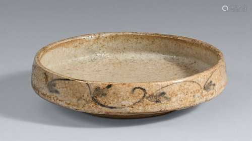 A small Shino-type dish. Mino area. 19th century