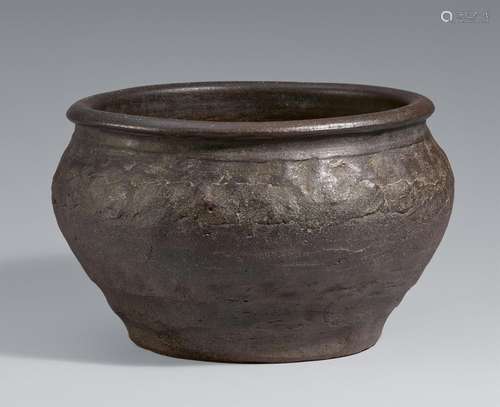 A large bowl, probably for water. Edo period