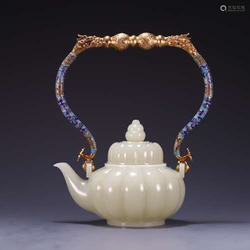 A HETIAN TEAPOT WITH HANDLE