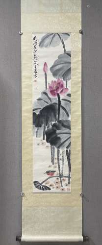 A SCROLL OF CHINESE BIRDS AND FLOWER PAINTING,WANG ZHEN