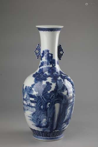 A BLUE AND WHITE VASE