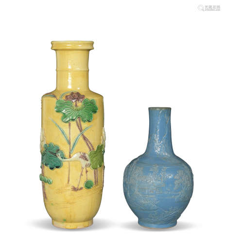 十九世纪 雕瓷瓶两只