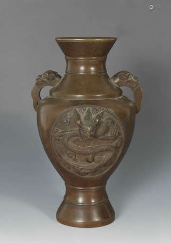 十九世纪 铜龙纹瓶