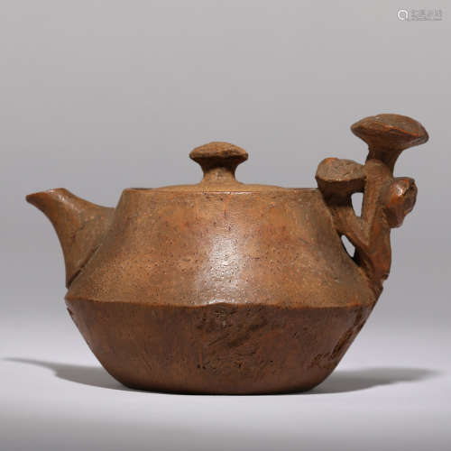竹雕茶壺