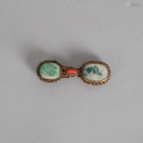 A Chinese Jade-Embellished Belt Buckle