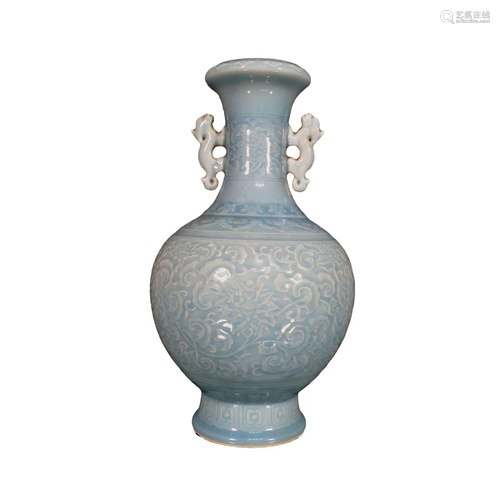 An Incised Clair-De-Lune Glazed 'Flower' Vase