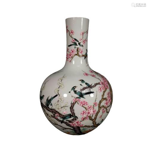 A Wonderful Famille-Rose Flower& Bird Vase