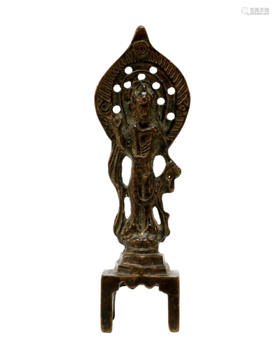 A beautiful bronze Tibetan Guanyin statue