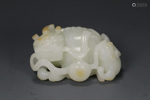 A Hetian Jade Lion Group