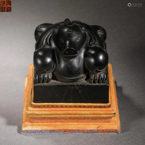Qing Dynasty Wooden Rat Head Seal