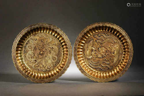 Song Dynasty gilt carved dragon and phoenix plate