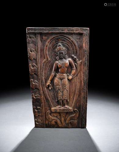 A WOOD PANEL DEPICTING A FEMALE BODHISATTVA