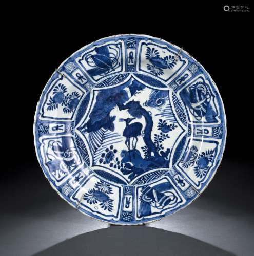 A BLUE AND WHITE KRAAK PLATE WITH DEER AND PINE