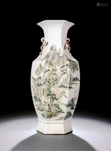 A HEXAGONAL 'QIANJIANG' PORCELAIN VASE WITH A HUAN...