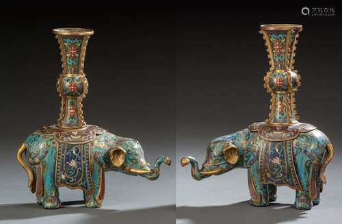 A PAIR OF CLOISONNÉ ENAMEL ALTAR ELEPHANTS AND VASES