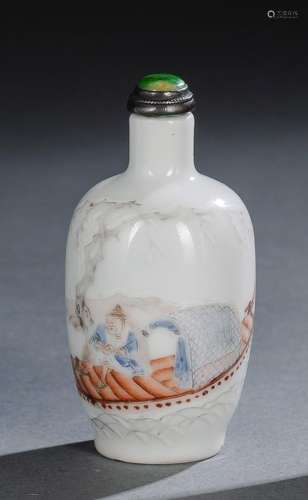 A FINE PAINTED PORCELAIN SNUFFBOTTLE WITH A FISHERMAN ON A B...