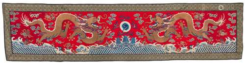 VALANCE FROM RED WOOL WITH DRAGONS