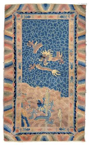 A FETTE DRAGON RUG