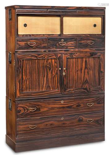 A THREE-PART WOOD TANSU WITH METALL MOUNTS AND IRON HANDLES