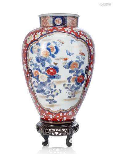 A KORANSHA-PORCELAIN VASE DECORATED WITH CARPS AND CHRYSANTH...