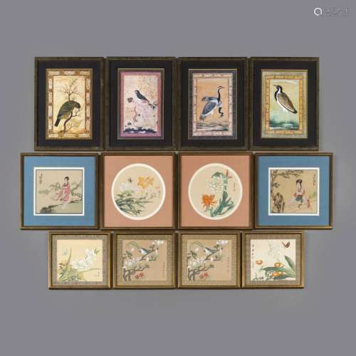 A GROUP OF TWELVE ALBUM LEAVES AND PRINTS DEPICTING FIGURES,...