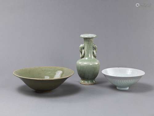 A CELADON VASE AND BOWL WITH A QINGBAI BOWL