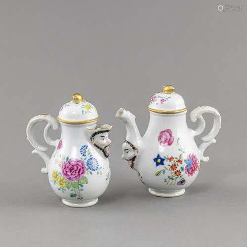 A SMALL 'FAMILLE ROSE' EXPORT PORCELAIN TEAPOT AND...