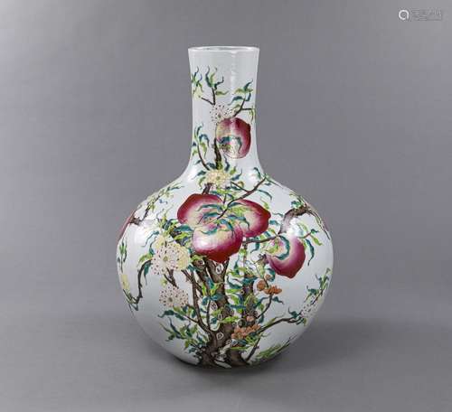 A LARGE FAMILLE ROSE 'NINE PEACHES' VASE (TIANQIUP...