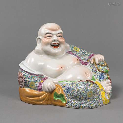 A POLYCHROME PORCELAIN FIGURE OF BUDAI