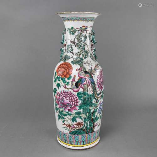 LARGE 'FAMILLE ROSE' VASE DEPICTING FLOWERS AND BI...