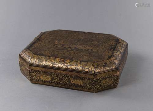 A LACQUER PLAYING CARDS BOX WITH FIGURAL DECORATION