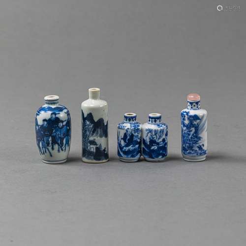 FOUR CYLINDRICAL UNDERGLAZE BLUE SNUFF BOTTLES WITH MOUNTAIN...