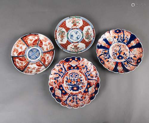 FOUR LARGE IMARI PORCELAIN PLATES