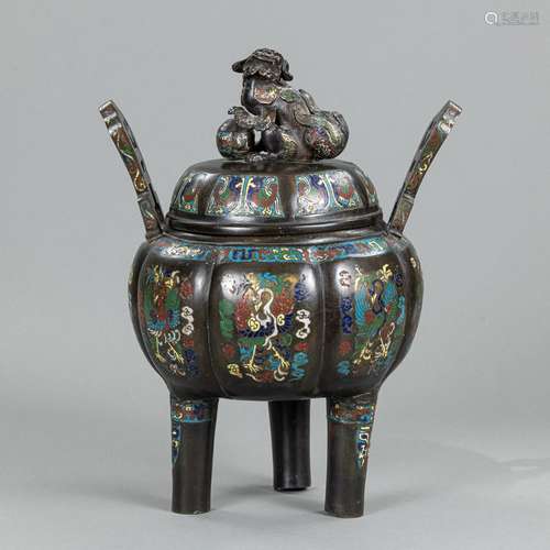 A TRIPOD CLOISONNÉ ENAMEL INCENSE BURNER WITH COVER