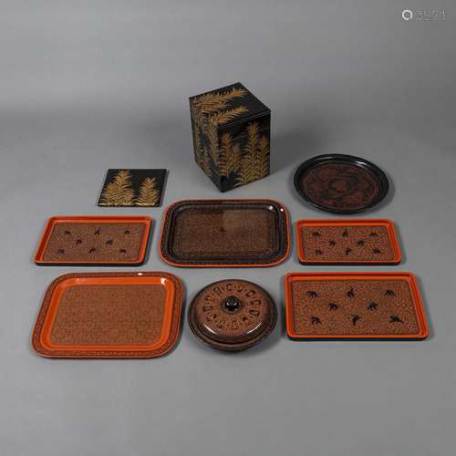 A GROUP OF LACQUER WARES, E.G. A TIERED BOX AND VARIOUS TRAY...