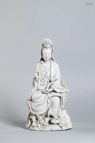 Le Boddhisattva Kwan Yin assis