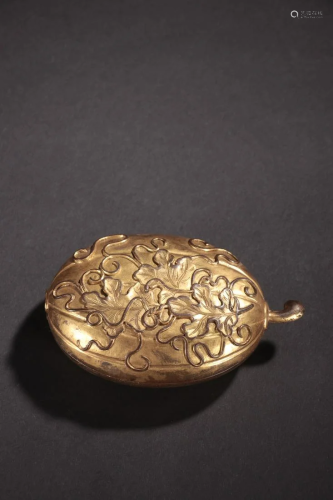 A Delicate Gilt-bronze Pumpkin Box With Flower Pattern