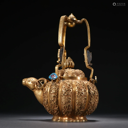 A Rare Gilt-bronze Sheep Head Lifting Beam Pot