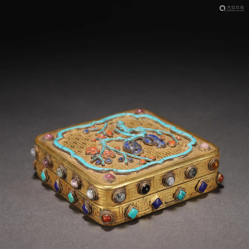 A Delicate Gilt-bronze Inlaid Gems Box