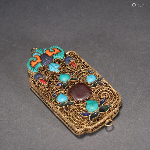 A Delicate Gilt-bronze Inlaid Gems Pendant